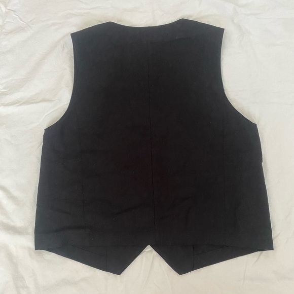 NWT Black Vest - Picture 2 of 5